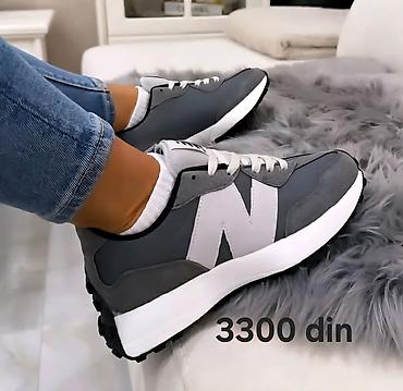 Patike: New Balance patike

CLASSIC

36-46

Cene su na slikama — 5