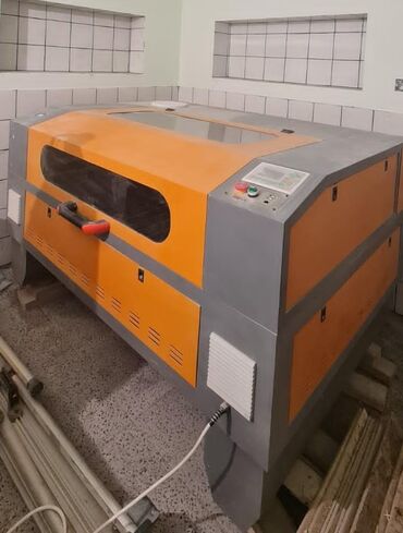 lazer kəsim avadanlığı: 130x94 Lazer kəsim Qiymət - 9600 AZN 100w Lampa.5200 chiller soyutmaq