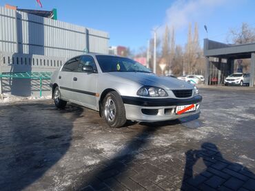 Toyota: Toyota Avensis: 1998 г., 1.8 л, Механика, Бензин, Седан