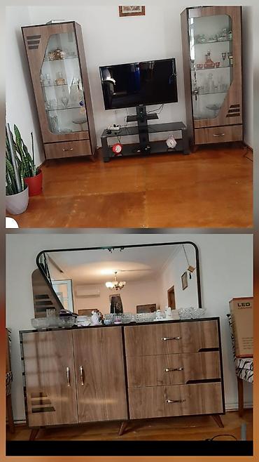 - Qonaq otağı mebel dəsti: 2 ədəd şüşə vitrinli dolab (yan şkaf), 1