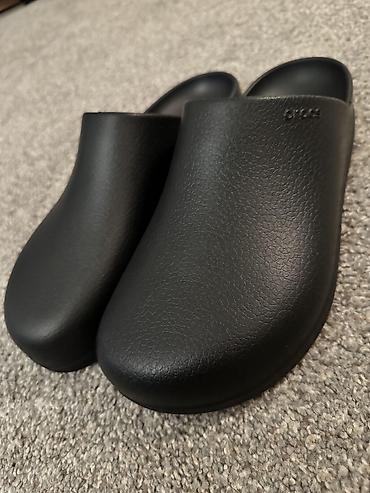 Босоножки, сандалии, шлепанцы: Мужские сандалии, 42, Crocs, Новый, цвет - Черный, Самовывоз — 1
