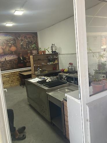 döner yeri: Hazır biznes . Hal hazırda fəaliyyət göstərən dönər və çay evi. Adres — 6