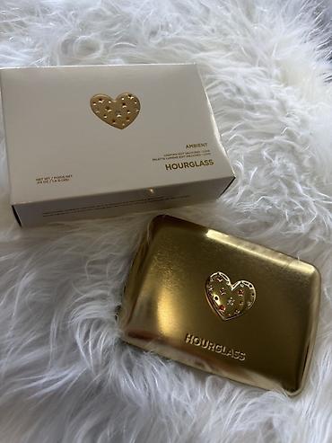 Красота и здоровье: Hourglass палетка новая love В наличии На заказ можно еще — 2