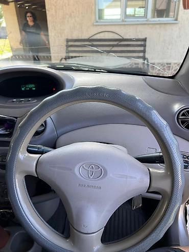 тоета платс: Toyota Platz: 2001 г., 1.5 л, Автомат, Бензин, Седан — 3