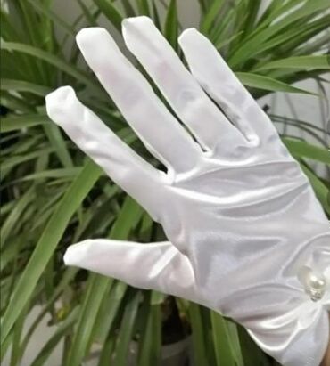 полиэтиленовые перчатки: Перчатки, бантики на выпускной