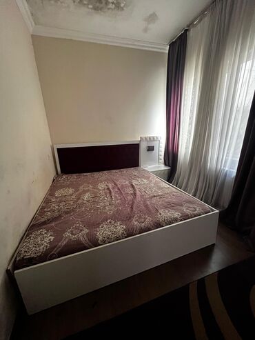 Çarpayılar: İşlənmiş, İkinəfərlik çarpayı, Bazasız, Matras ilə, Siyirməsiz, Azərbaycan