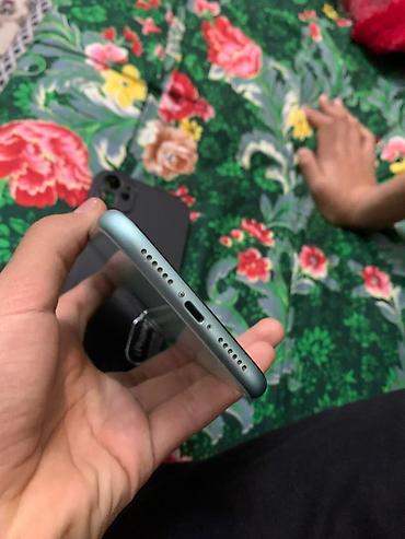 Apple iPhone: IPhone 11, 64 ГБ, Зеленый, Чехол, 72 % — 7