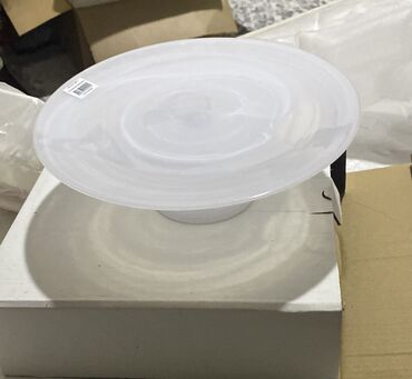 tort wekileri: Tort və şiriniyyat qabı, rəng - Ağ, Şüşə, Türkiyə