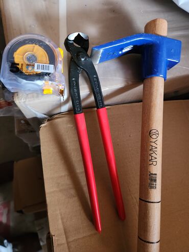 Кусачки: Строительные и отделочные инструменты Dekor и Yakar Ассортимент: - — 2