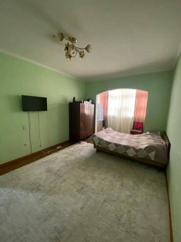 квартира рынок аламедин: 1 комната, 43 м², 106 серия улучшенная, 3 этаж, Косметический ремонт