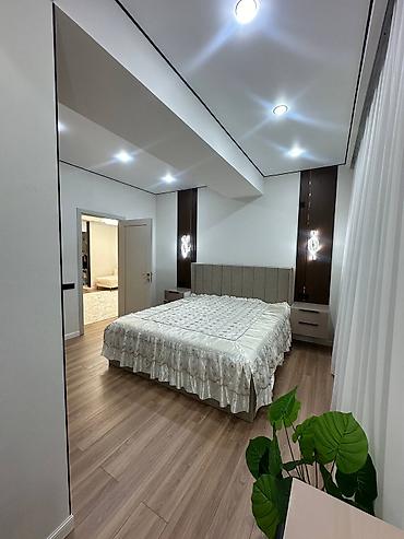 Продажа квартир: 3 комнаты, 80 м², Элитка, 4 этаж, Дизайнерский ремонт — 1