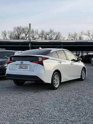 Toyota: Toyota Prius: 2019 г., 1.8 л, Вариатор, Гибрид, Хэтчбэк — 7