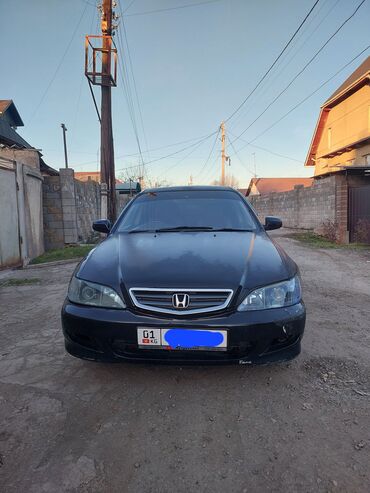 Honda: Honda Accord: 2001 г., 2 л, Типтроник, Бензин, Хэтчбэк