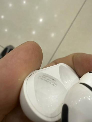 samsung fold2: Беспроводные наушники-вкладыши Apple AirPods 4 с шумодавом Основные — 4