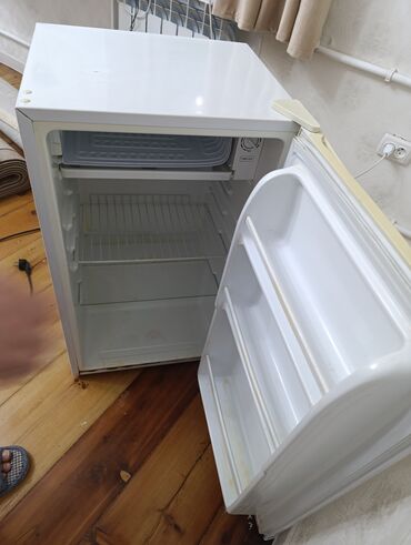 блок питания для xprintera: Холодильник Electrolux, Б/у, Минихолодильник, 46 * 80 * 40