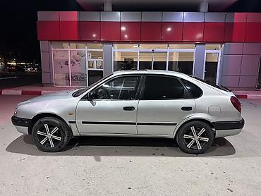 Toyota: Toyota Corolla: 1998 г., 1.3 л, Механика, Бензин, Хэтчбэк — 4