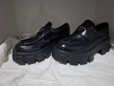 обувь 29 размер: Оригинал лоферы PRADA MILANO Made in Italy