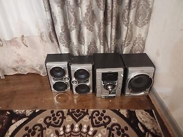 midbass: Sony ev audio sistemi – mikrosentr və 4 akustik sütun komplekti — 1