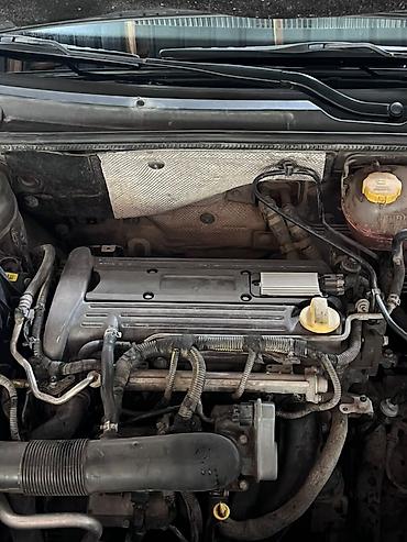 Opel: Opel Vectra: 2003 г., 2.2 л, Механика, Бензин, Седан — 9