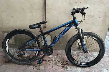 elektron velo: Sitema dağ velosipedi - Çərçivə: yüngül alaşımlı, mavi-qara dizayn — 1