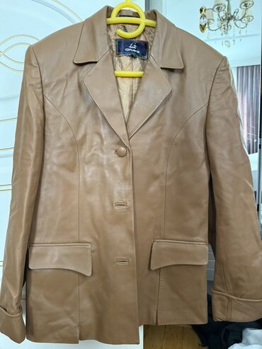 yun jaket modelleri: Brend: GRACE Məhsul: Qadın dəri jaket/palto tipli blazer - Rəng: Açıq lalafo.az -da yun jaket modelleri: Brend: GRACE Məhsul: Qadın dəri jaket/palto tipli blazer - Rəng: Açıq