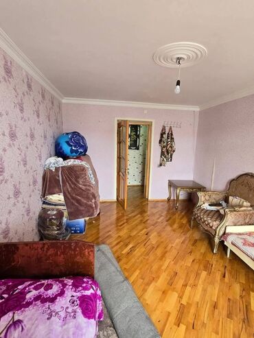 Uzunmüddətli kirayə mənzillər: Salam ev uzunmuddetli kiraye verılır.Neftçiler metrosuna ayaqla 5 — 2