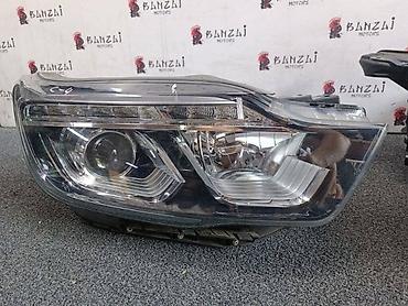 Передние фары: Передняя правая фара Б/у, Оригинал — 23