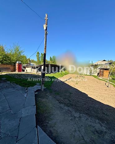Продажа коттеджей и домов: 🏠Продается дом в с. Сокулук 🟡Комнаты: 4 🟡Участок: 8 сотки — 5
