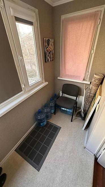 Продажа квартир: 3 комнаты, 68 м² — 12