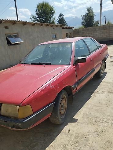 аудио техника: Audi 100: 1984 г., 2.2 л, Седан — 2