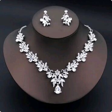 Setovi nakita: Predivni setovi idealni za poklon