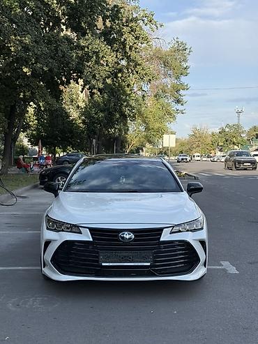 corolla 2016: Toyota Avalon: 2021 г., Гибрид, Седан — 6