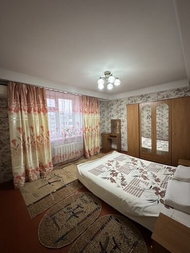купить квартиру в центре бишкека: 3 комнаты, 70 м², Индивидуалка, 9 этаж, Косметический ремонт
