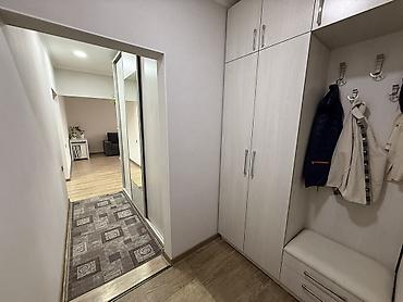 3 комнаты, 98 м², ул. Чынгыз Айтматова 3 этаж, Косметический ремонт at lalafo.kg 3 комнаты, 98 м², ул. Чынгыз Айтматова 3 этаж, Косметический ремонт