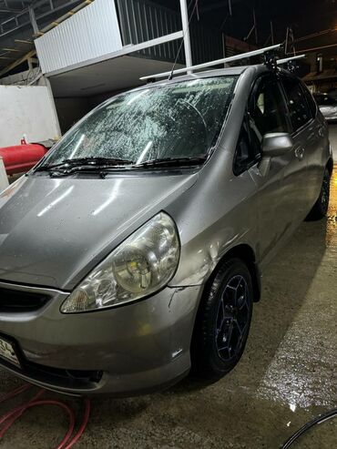 фит багаж: Honda Fit: 2003 г., 1.3 л, Автомат, Бензин, Хетчбек