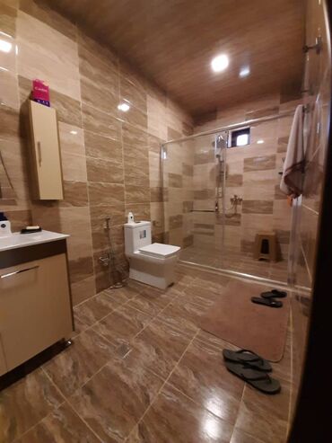 Həyət evləri və villaların satışı: Mərdəkan 5 otaqlı, 182 kv. m, Orta təmir — 20