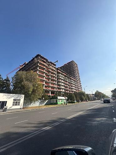 49: 1 комната, 49 м², 9 мкр Элитка, 10 этаж, ПСО (под самоотделку) — 1