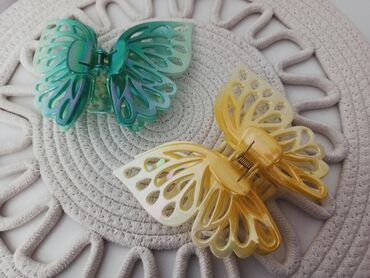 carape za halter: Hairclip