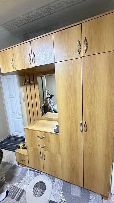 письменный стол с полками бишкек: Гарнитур для прихожей, Б/у, Шкаф, ДСП, Самовывоз, цвет - Бежевый — 1