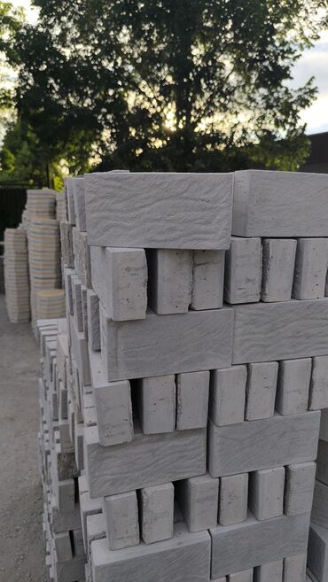 Тротуарные бордюры: Тротуарный бордюр, Бетонный, Другие особенности, 1000 — 25