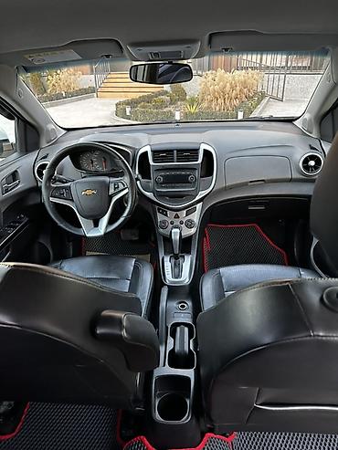 Chevrolet: Chevrolet Aveo: 2017 г., Бензин, Седан — 6