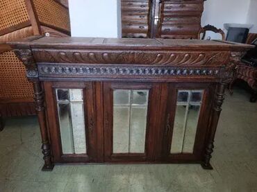 Stilske vitrine: Odlicna viseca viteina Visina 86 cm Sirina 128 cm Dubina 40 cm na lalafo.rs — 4 Stilske vitrine: Odlicna viseca viteina Visina 86 cm Sirina 128 cm Dubina 40 cm — 4