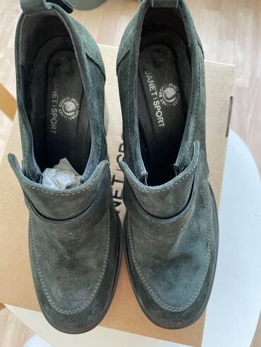 туфли новые: Туфли 38, цвет - Зеленый