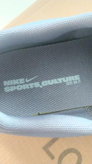 Кроссовки и спортивная обувь: Кроссовки Nike (USA) Размер 40,5 - 41. - Подошва: амортизирующая at lalafo.kg — 13 Кроссовки и спортивная обувь: Кроссовки Nike (USA) Размер 40,5 - 41. - Подошва: амортизирующая — 13