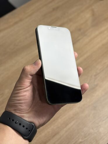 Apple iPhone: IPhone 13, Б/у, 128 ГБ, Зеленый, Чехол, 78 % — 7