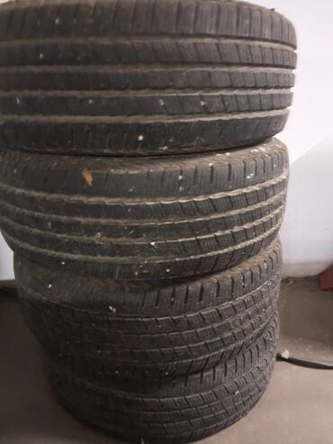 disk r16: İşlənmiş Şin Kumho 265 / 70 / R 16