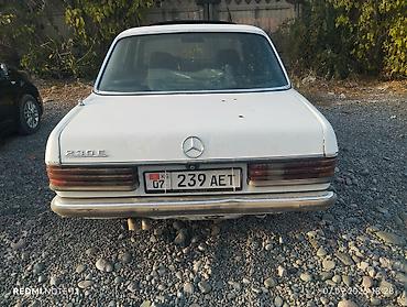 Продажа авто: Mercedes-Benz W123: 1982 г., 3 л, Седан — 4