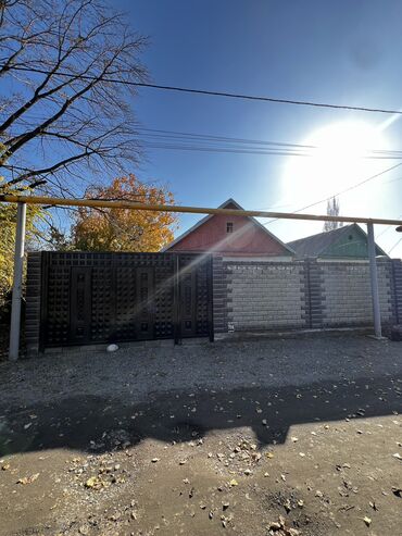 дом садовое: Дом, 45 м², 2 комнаты, Собственник, Старый ремонт