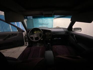 Volkswagen: Volkswagen Passat Variant: 1991 г., 1.8 л, Механика, Бензин, Универсал — 10