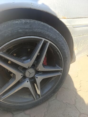 диски ленд ровер: Куйма Дисктер R 19 AMG, Комплект, тешиктери - 5, Колдонулган